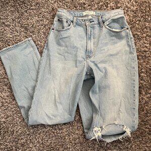 Abercombie 90's Straight Ultra High Rise Curve Love  28 | 6R